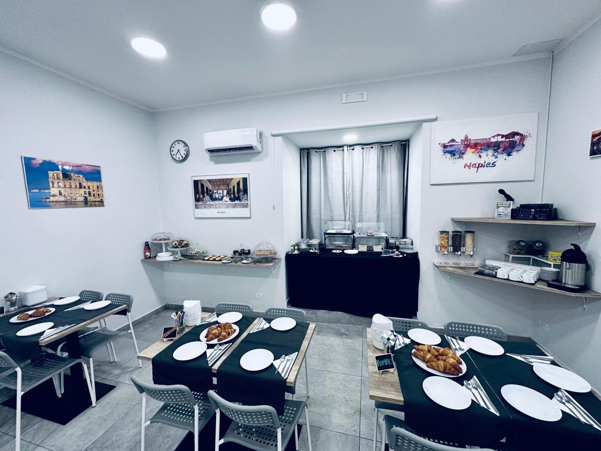 B&B I Borbone Napoli Bagian luar foto