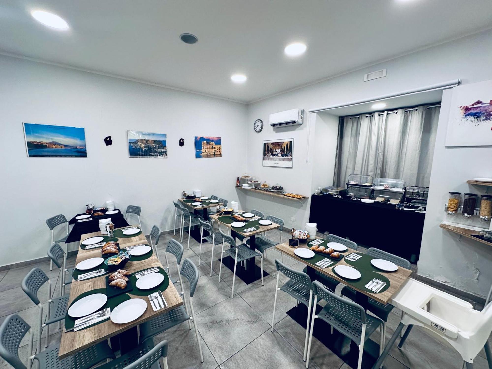 B&B I Borbone Napoli Bagian luar foto