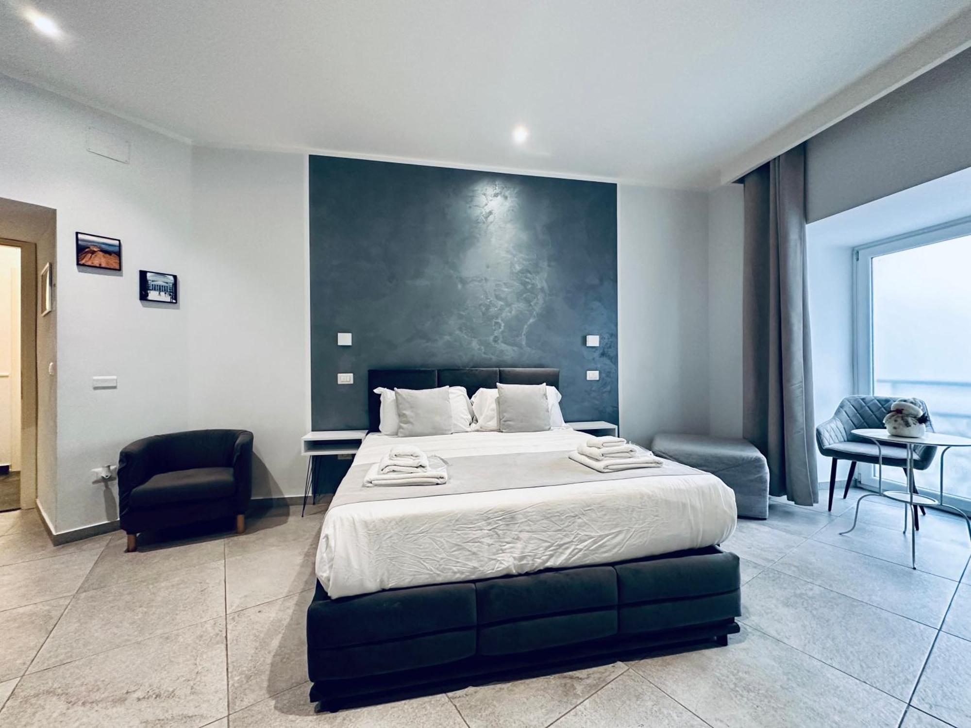 B&B I Borbone Napoli Bagian luar foto